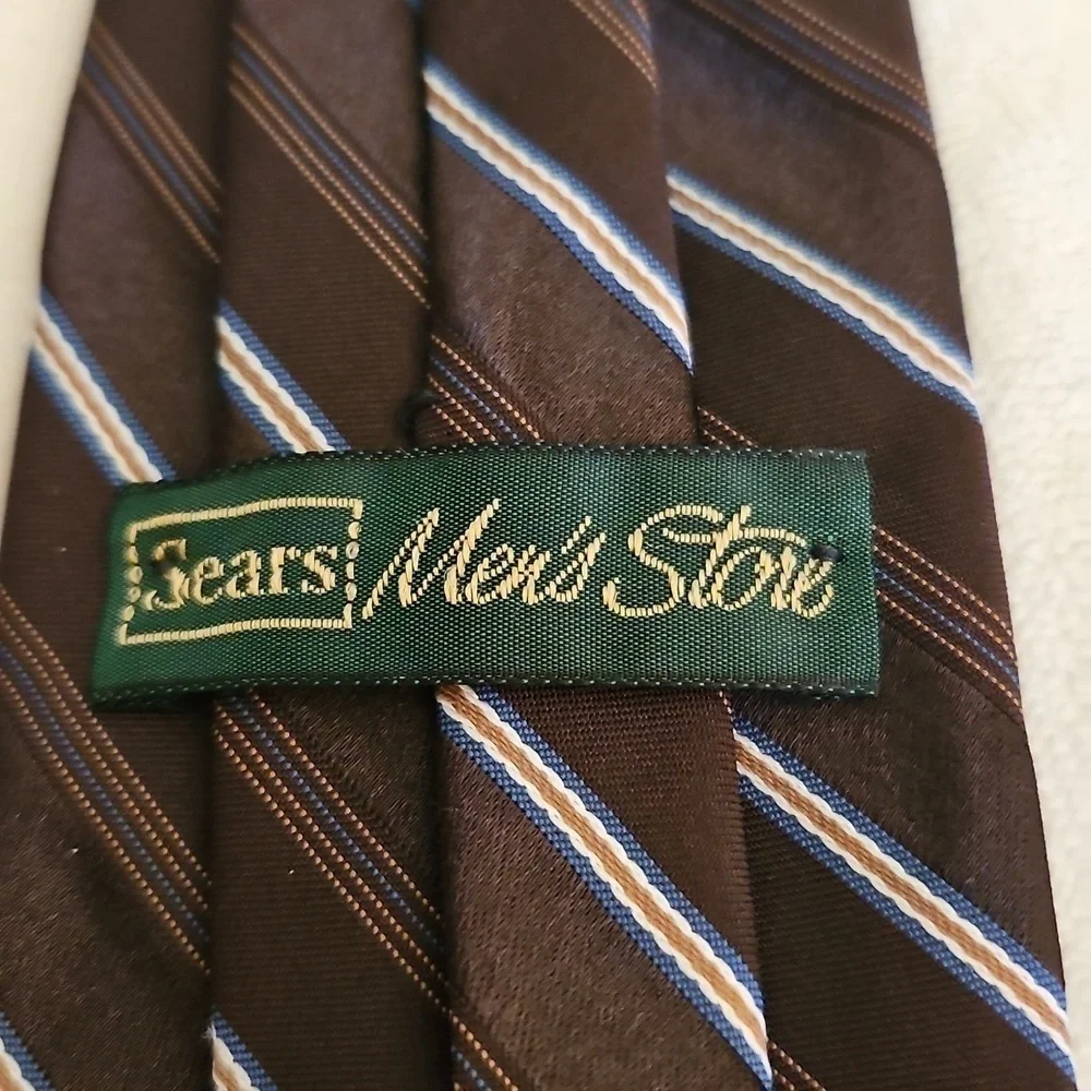 Sears wide elevate